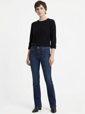 Joe's Jeans Mid Rise Petite Bootcut Jeans Size 26 - Dark Wash